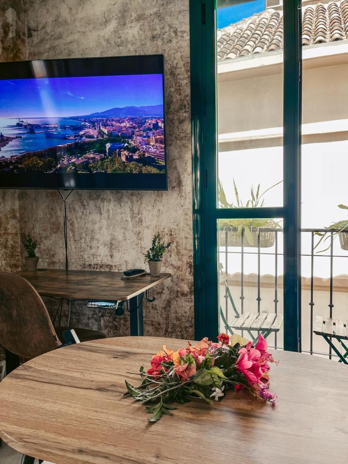 Apartment Harmony Free Garage Shared Roof Terrace Malaga